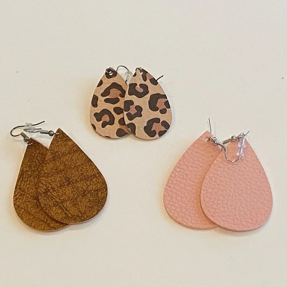 Three pairs of leather teardrop earrings 💧 - Picture 1 of 5